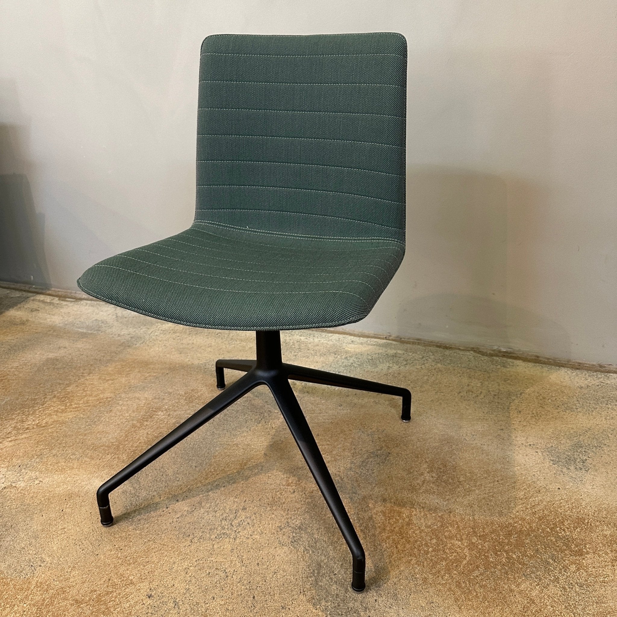 Andreu World / Flex Chair / Stuhl - architare shop