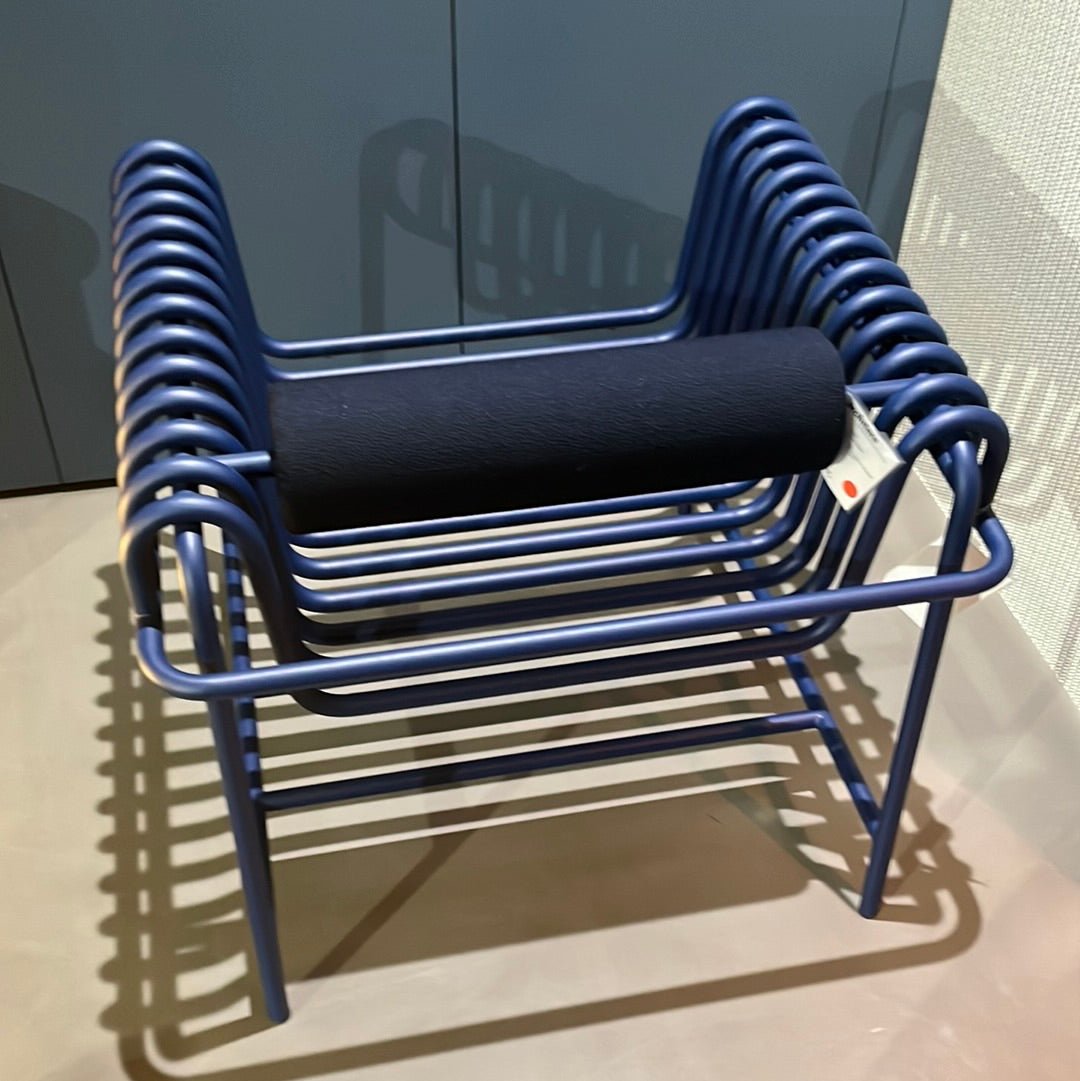 Blockbau / 22.24 Armchair / Armlehnenstuhl Blau - architare shop