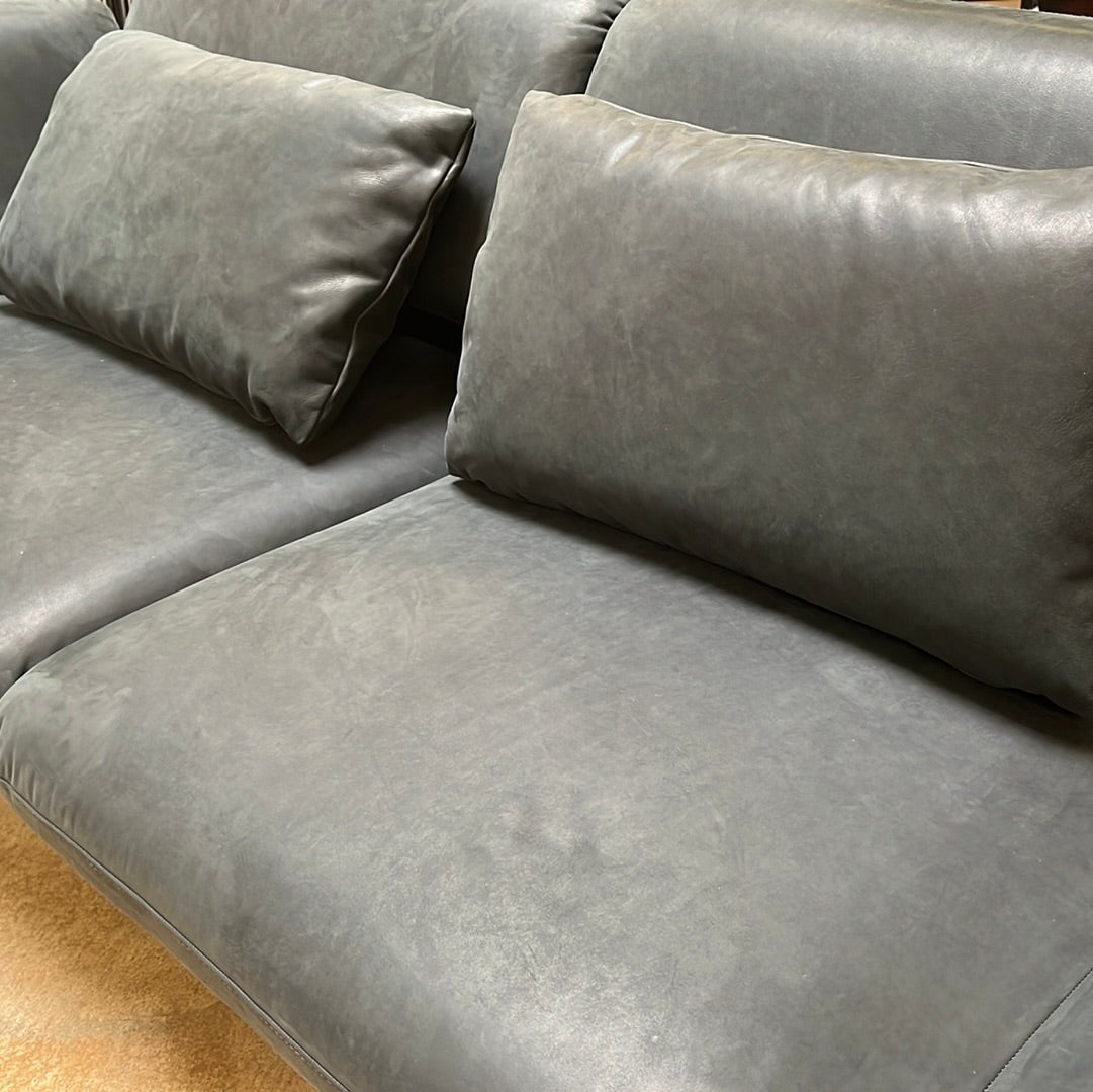 Brühl / Roro Medium / Sofa 2 mit 2 Drehsitzen - architare shop