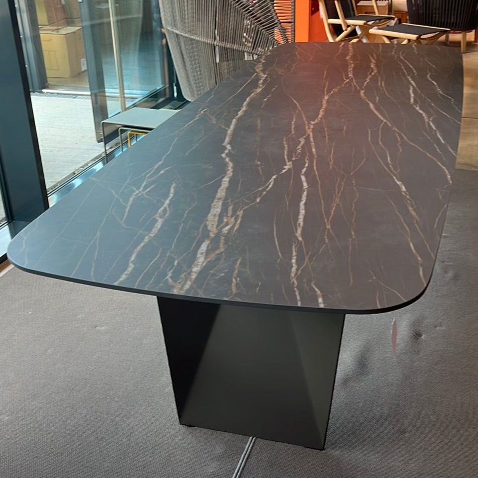 Fischer Möbel / Tierra / Tisch - architare shop