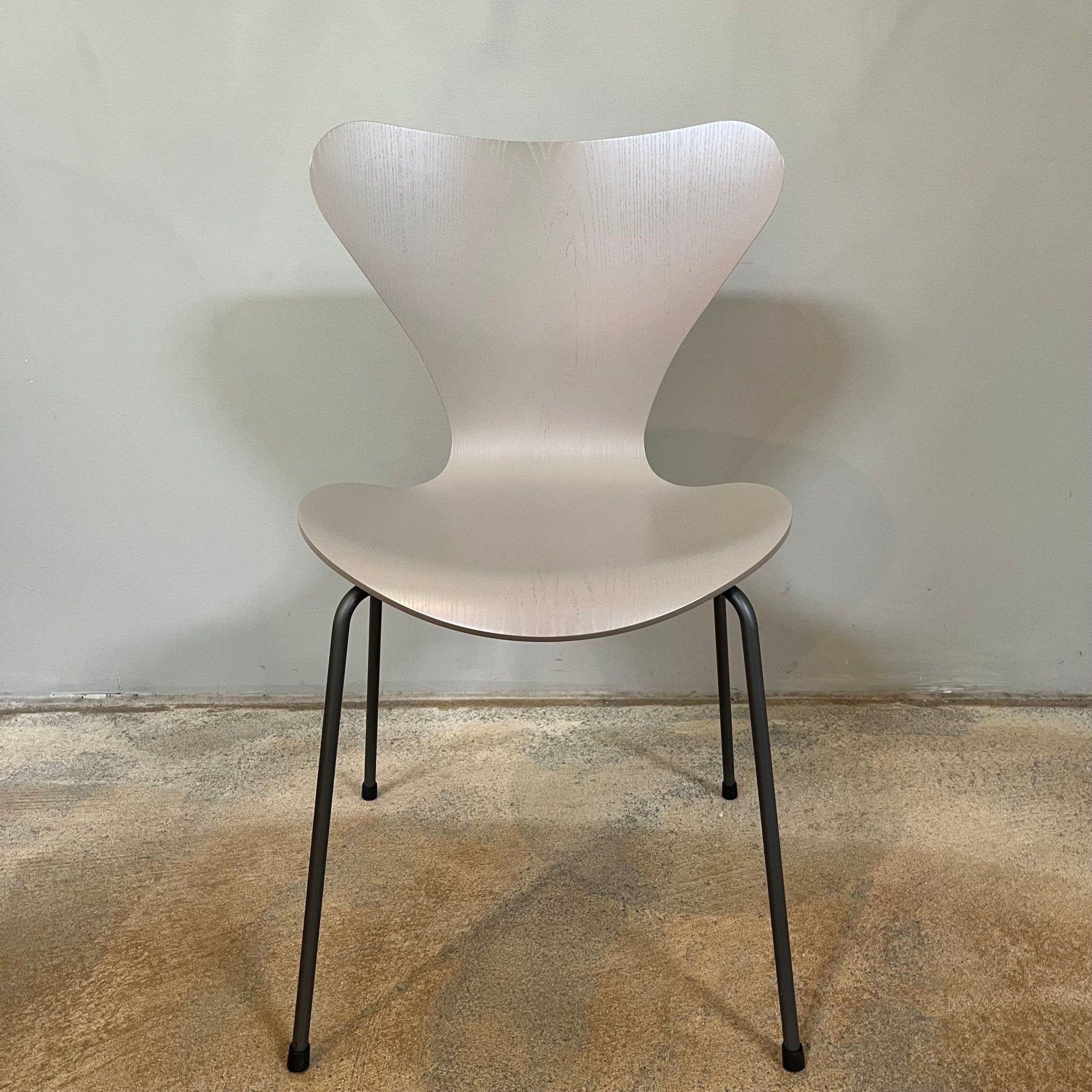 Fritz Hansen / Serie 7 / Stuhl - architare shop