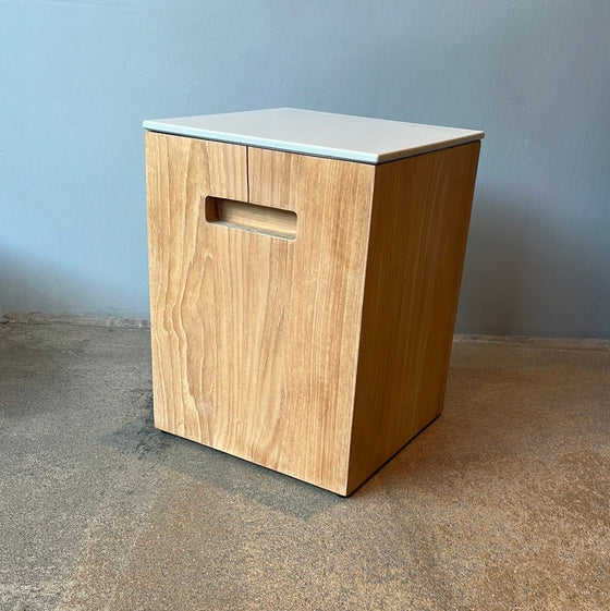 Tribu / Tairu Side Tab / Outdoor Side Table